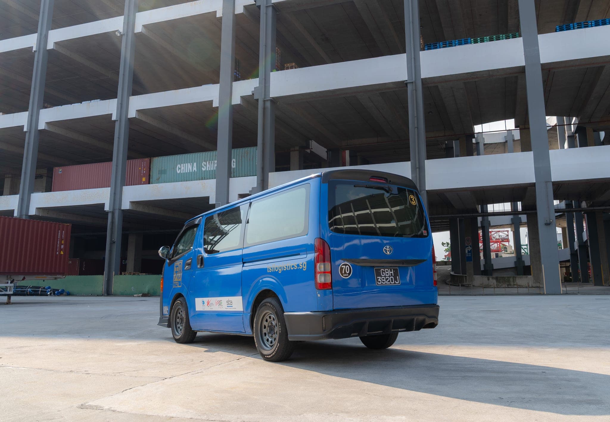 Dedicated van and bikers service